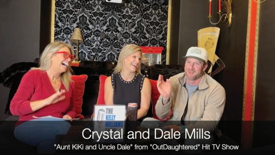 THE KELLY WILLIAMS SHOW: “High-Five Chaos and Fun: Behind the camera with Aunt KiKi and Uncle Dale” - Season 3, Episode 1