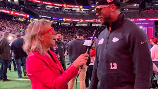THE KELLY WILLIAMS SHOW: PROVE THEM WRONG: Chris Oladokun on Persistence, Determination, & the NFL - Season 3, Episode 24